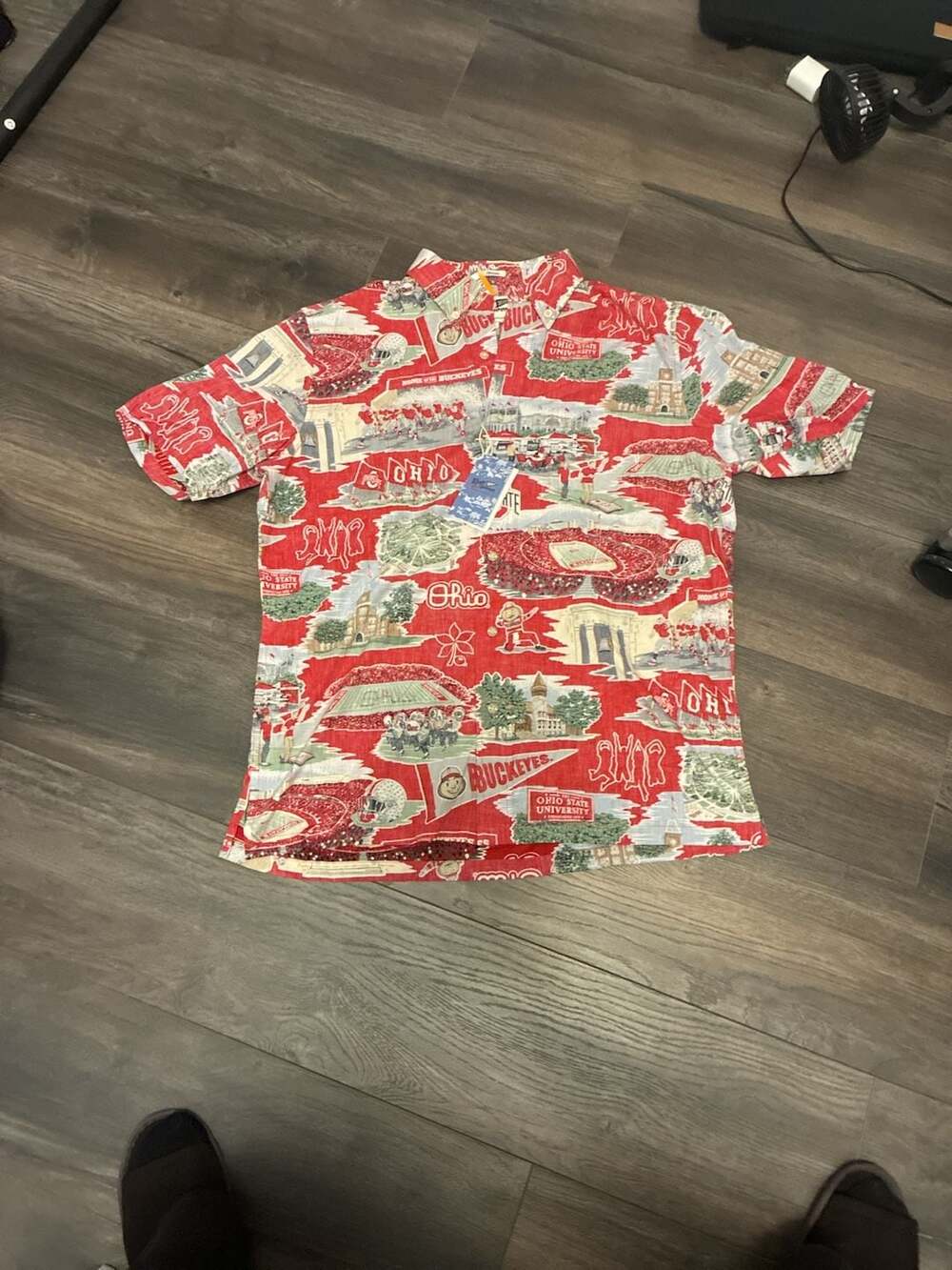 Reyn Spooner Men's The Ohio State University Buckeyes Scenic Button Down Shirt